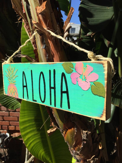 Aloha Pineapple Sign - Hawaiian & Tropical - Wood Sign